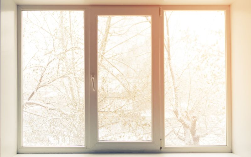 Zima za oknami, energooszczędne okna.